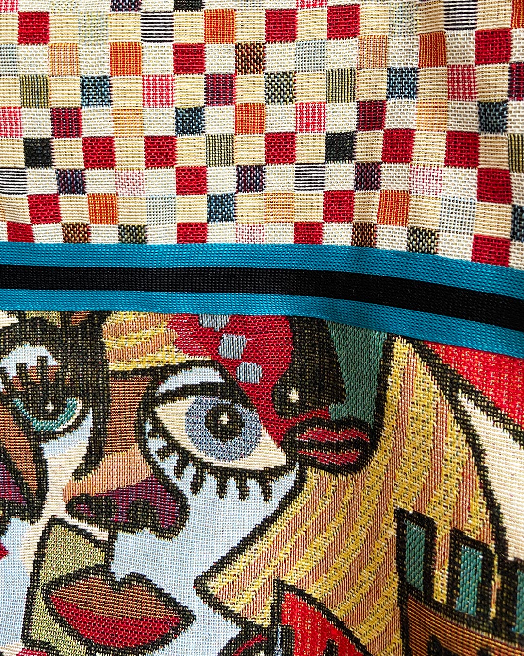unieke, handgemaakte en stevige boodschappentas van PIEKS creations met grafisch print van gezichten - detail stoffen