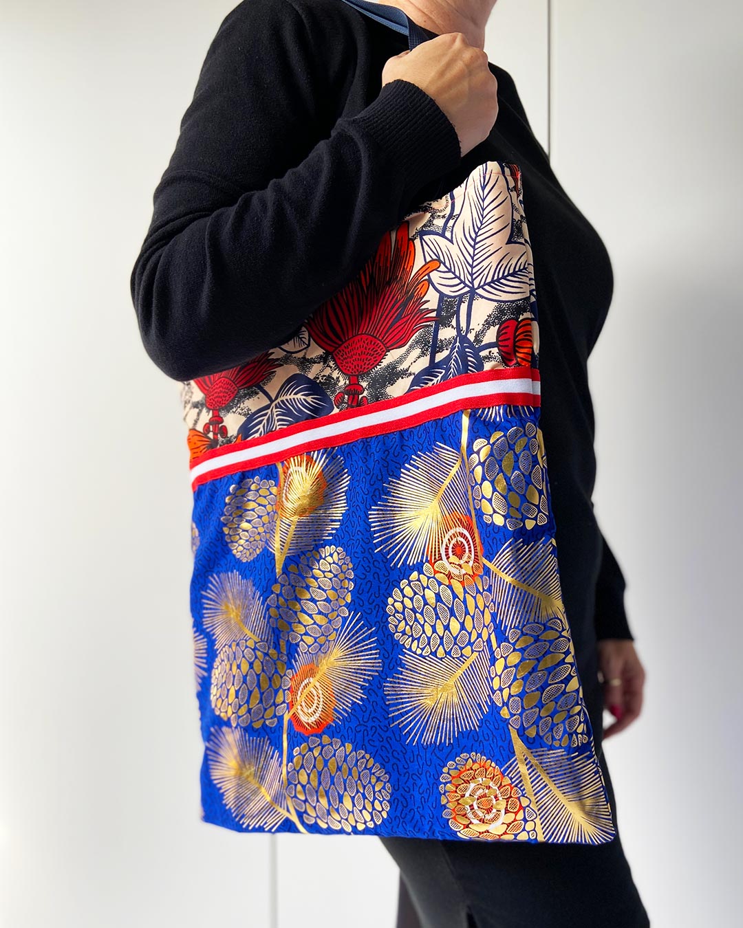Tote bag