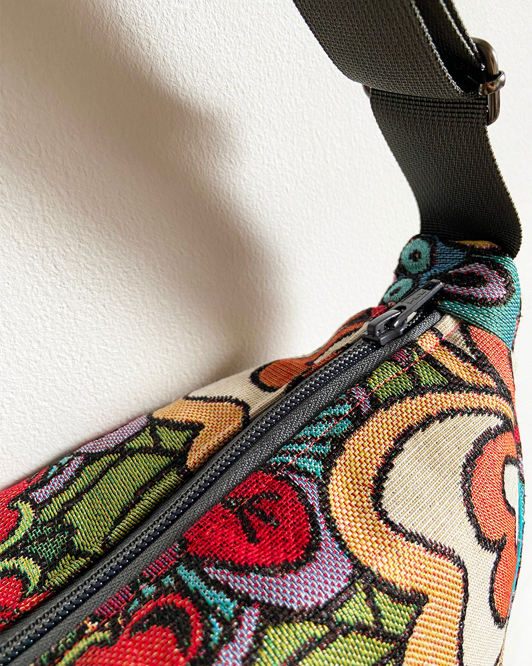 Mini crossbody bag