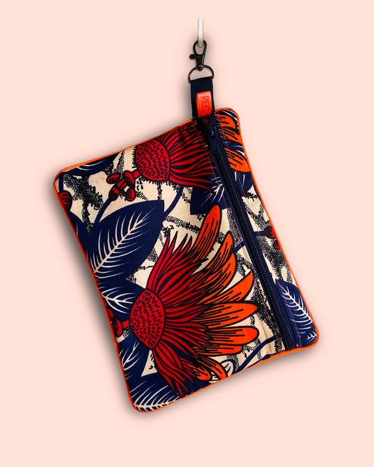 unieke tas en handige bag-in-bag van PIEKScreations met botanische print - voorkant